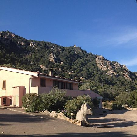 Agriturismo Monte Pino Telti Dış mekan fotoğraf