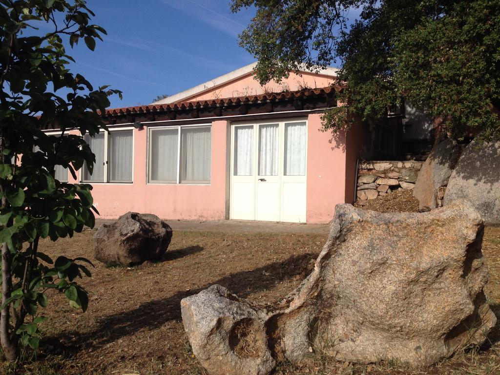 Agriturismo Monte Pino Telti Dış mekan fotoğraf