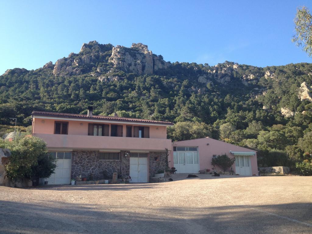 Agriturismo Monte Pino Telti Dış mekan fotoğraf