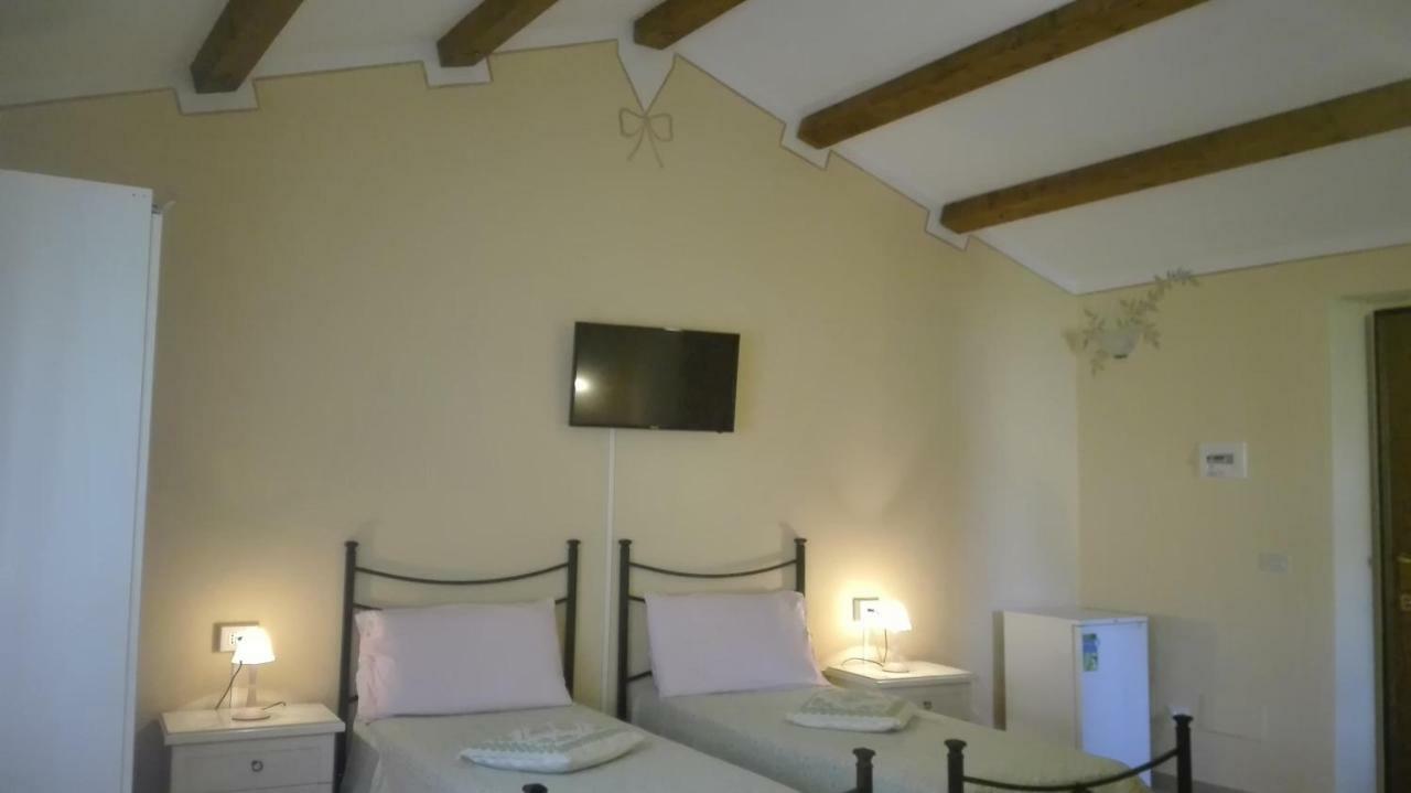 Agriturismo Monte Pino Telti Dış mekan fotoğraf